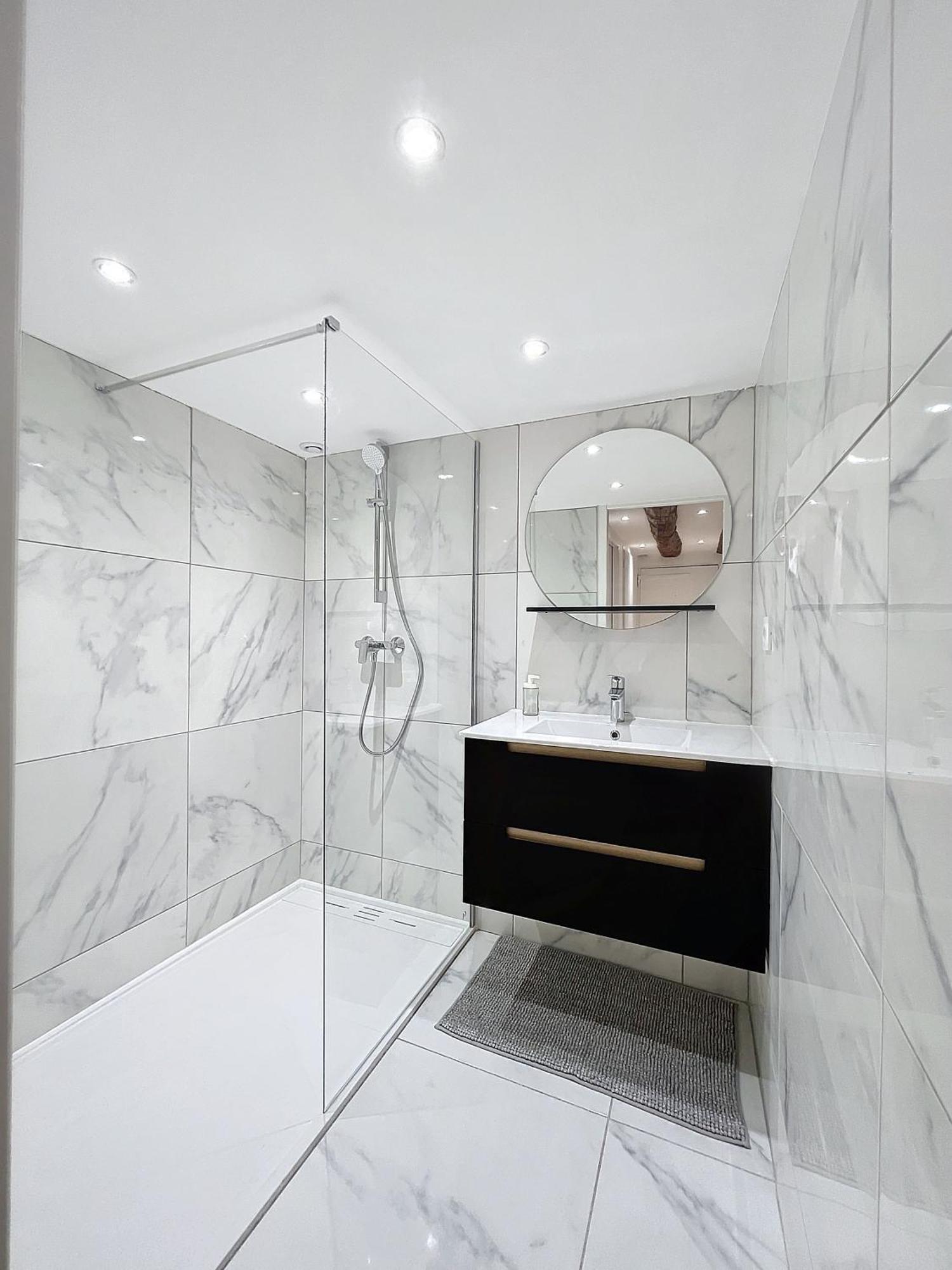 Apartment T3 Halles Sainte-claires Centre Grenoble